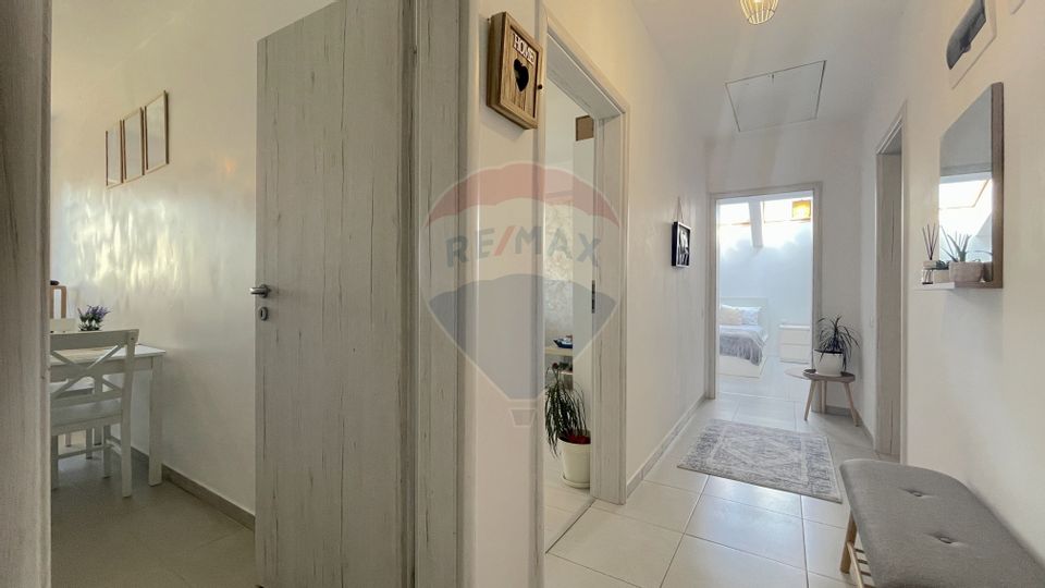 Apartament 2 Camere, 77 Mp, 2 Bai, Parcare, Coresi