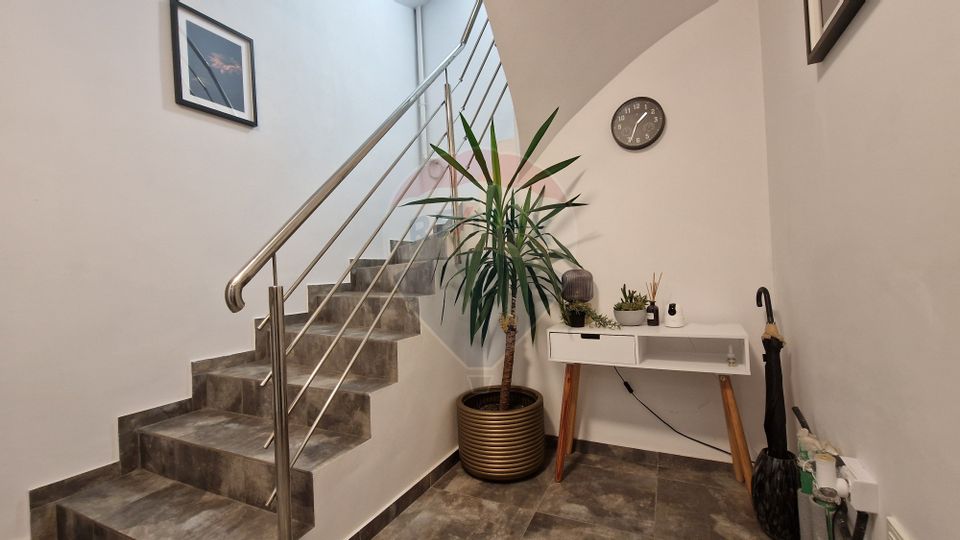 2 room Apartment for sale, Central area