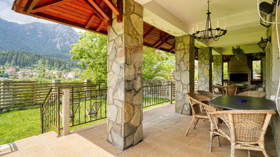 BOOKED - Villa in Busteni with Superb View of the Bucegi Mountains!