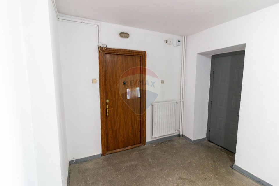 Apartament cu 3 camere de inchiriat in zona Unirii, Corneliu Coposu 7