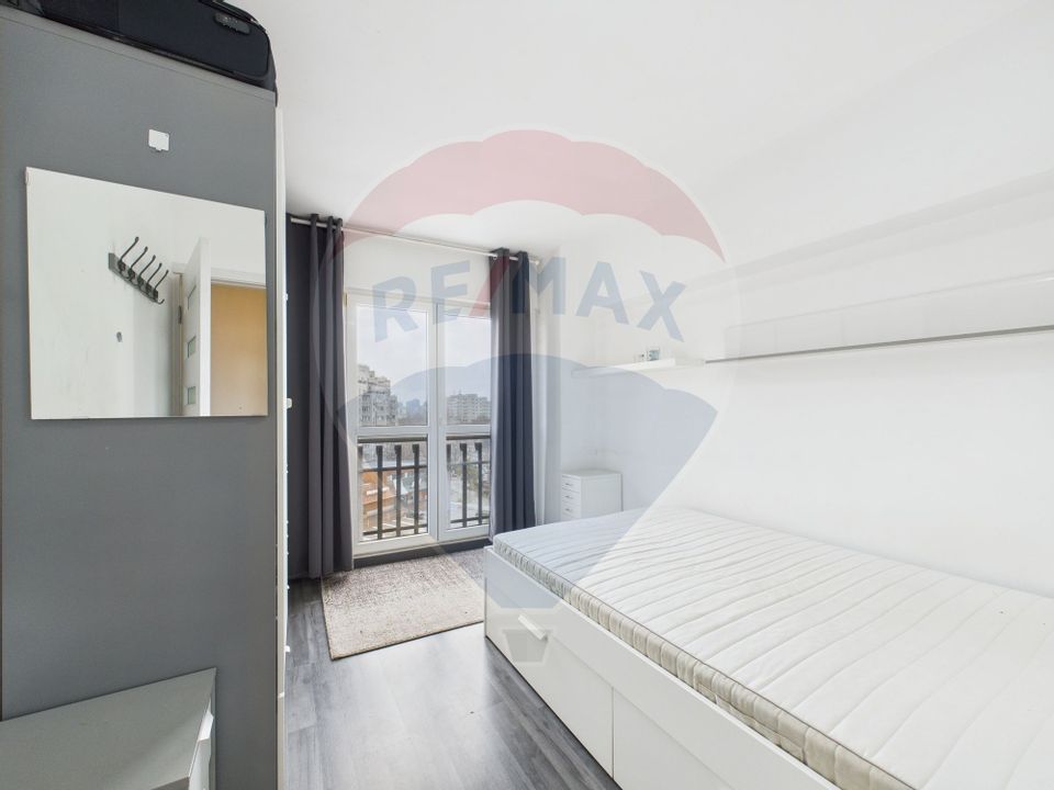 Apartament cu 3 camere de închiriat în zona Dristor