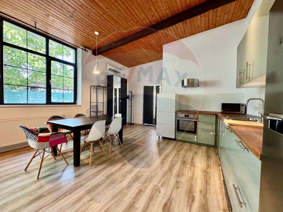 Casă/apartament tip studio/curte de inchiriat Parc Bazilescu