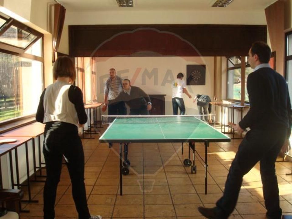 Hotel / Pensiune cu 18 camere de vânzare