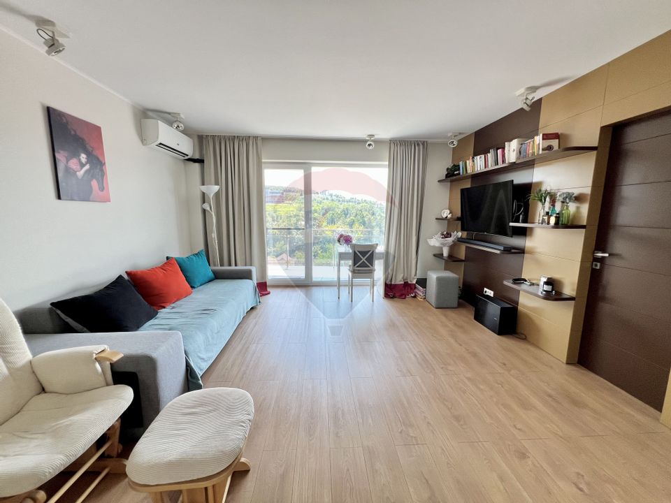 Apartament de 3 camere finisat, cu 2 parcari cu CF,  pe Calea Manastur