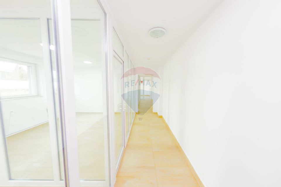 Spatiu de birouri si hala de depozitare ,de inchiriat