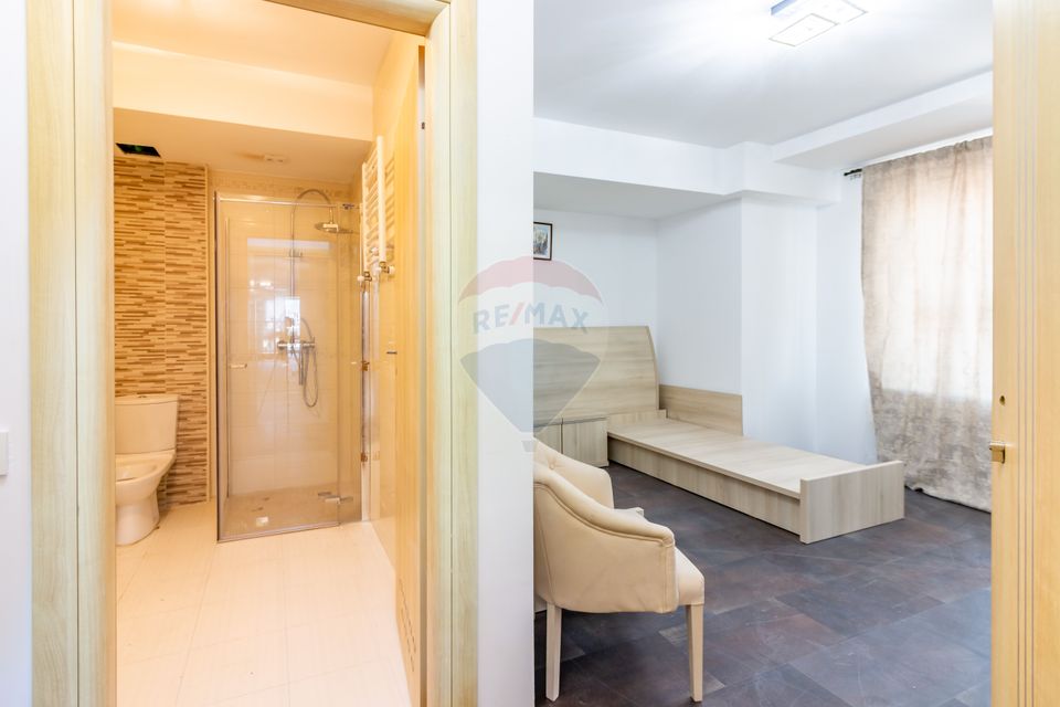 Investment building: polyclinic, senior living & catering-Giulesti