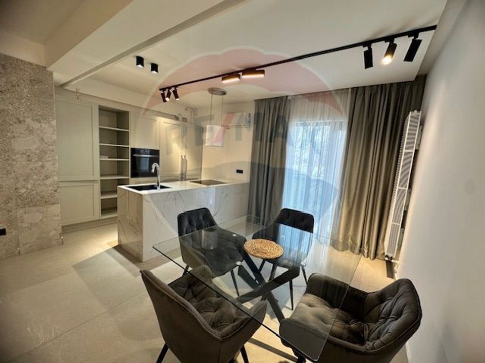 Apartament 3 camere- DOMENII- 1 MAI