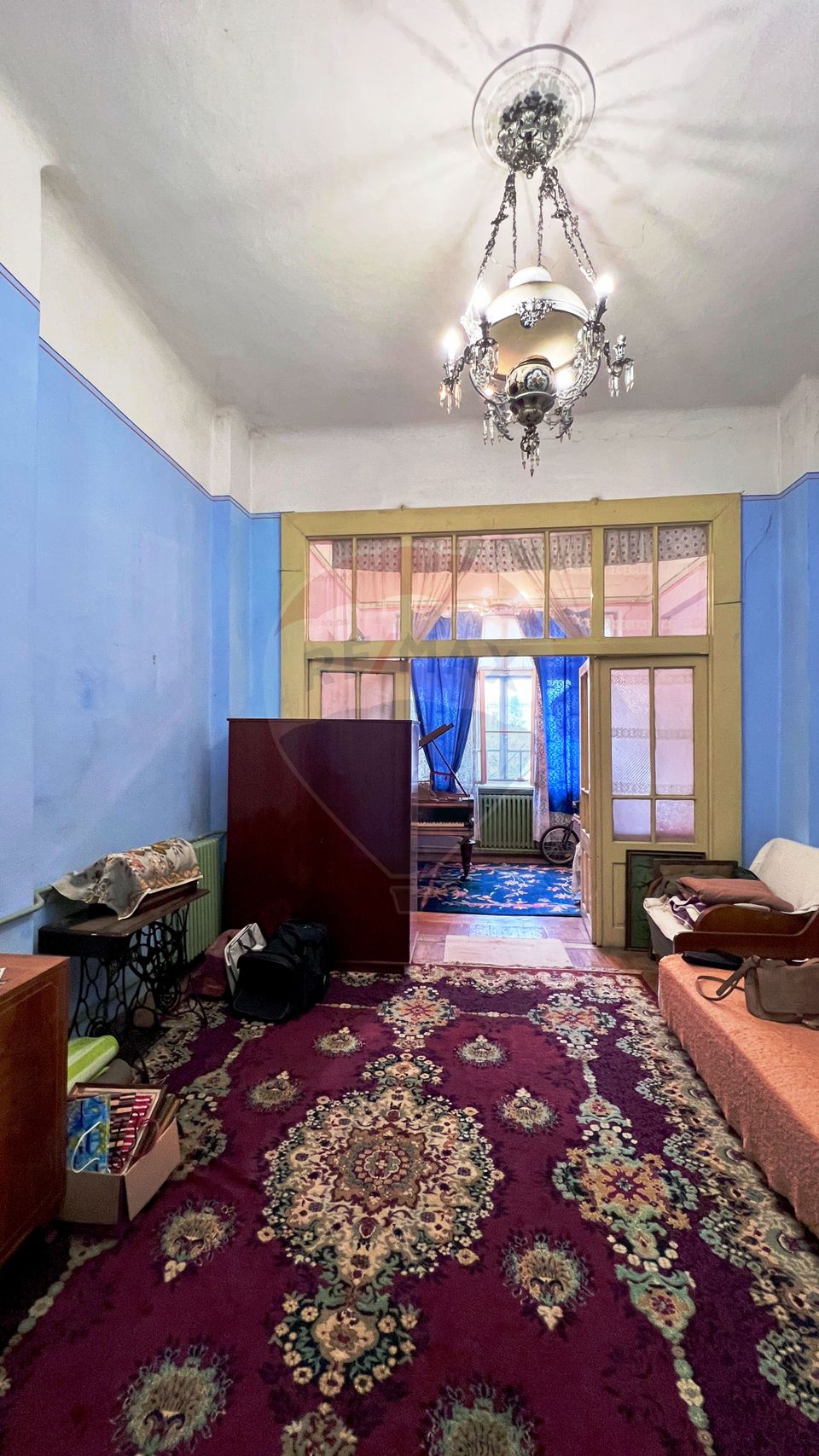 Casă / Vilă cu 3 camere de vânzare pe strada Domnească, Galați