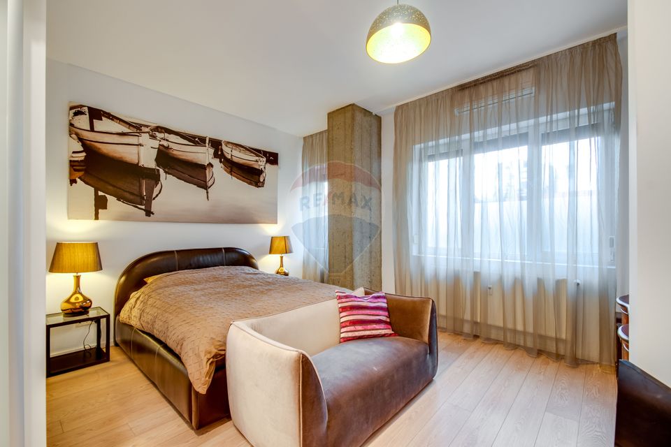 3 room apartment 112 sqm for sale Marriott 13 September block 2007