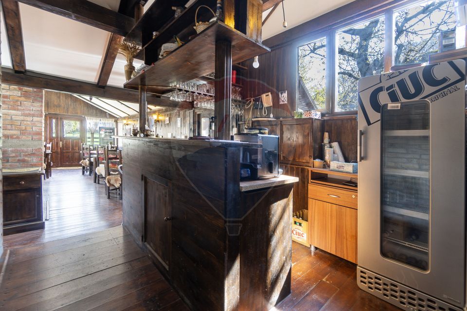 98sq.m Commercial Space for rent