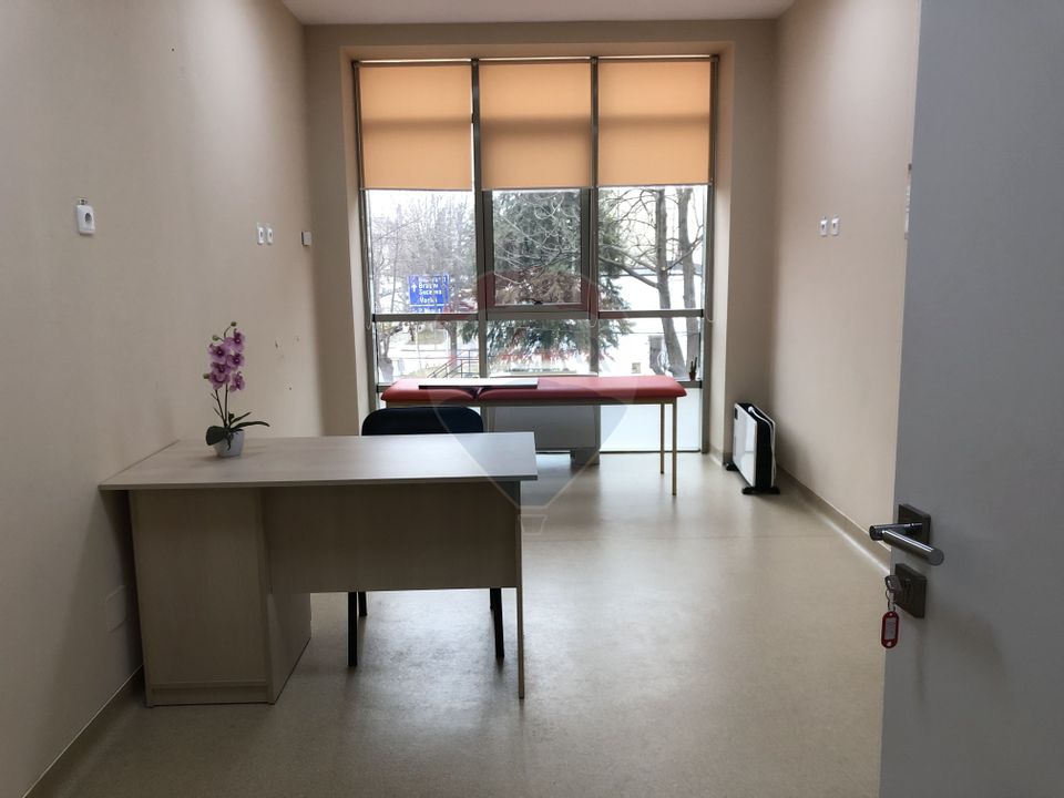 15sq.m Office Space for rent, Mioritei area