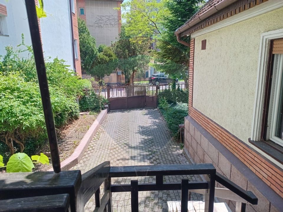 6 room House / Villa for sale, Romanilor area