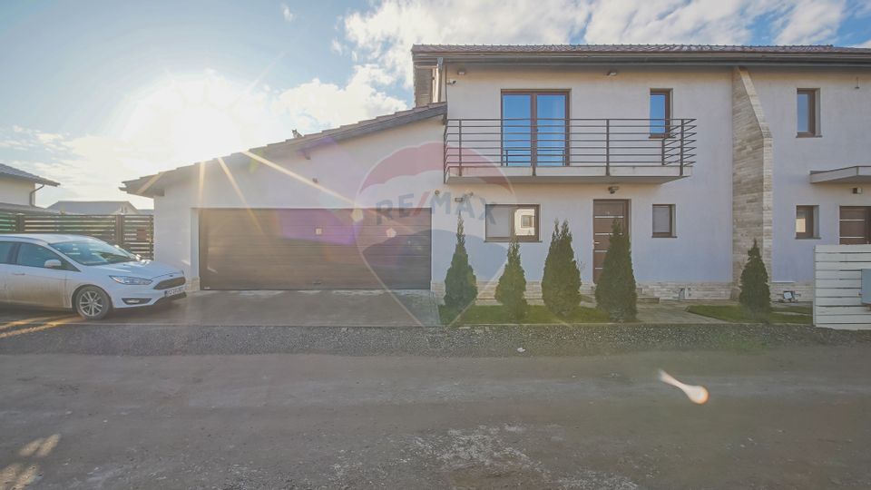 4 room House / Villa for sale