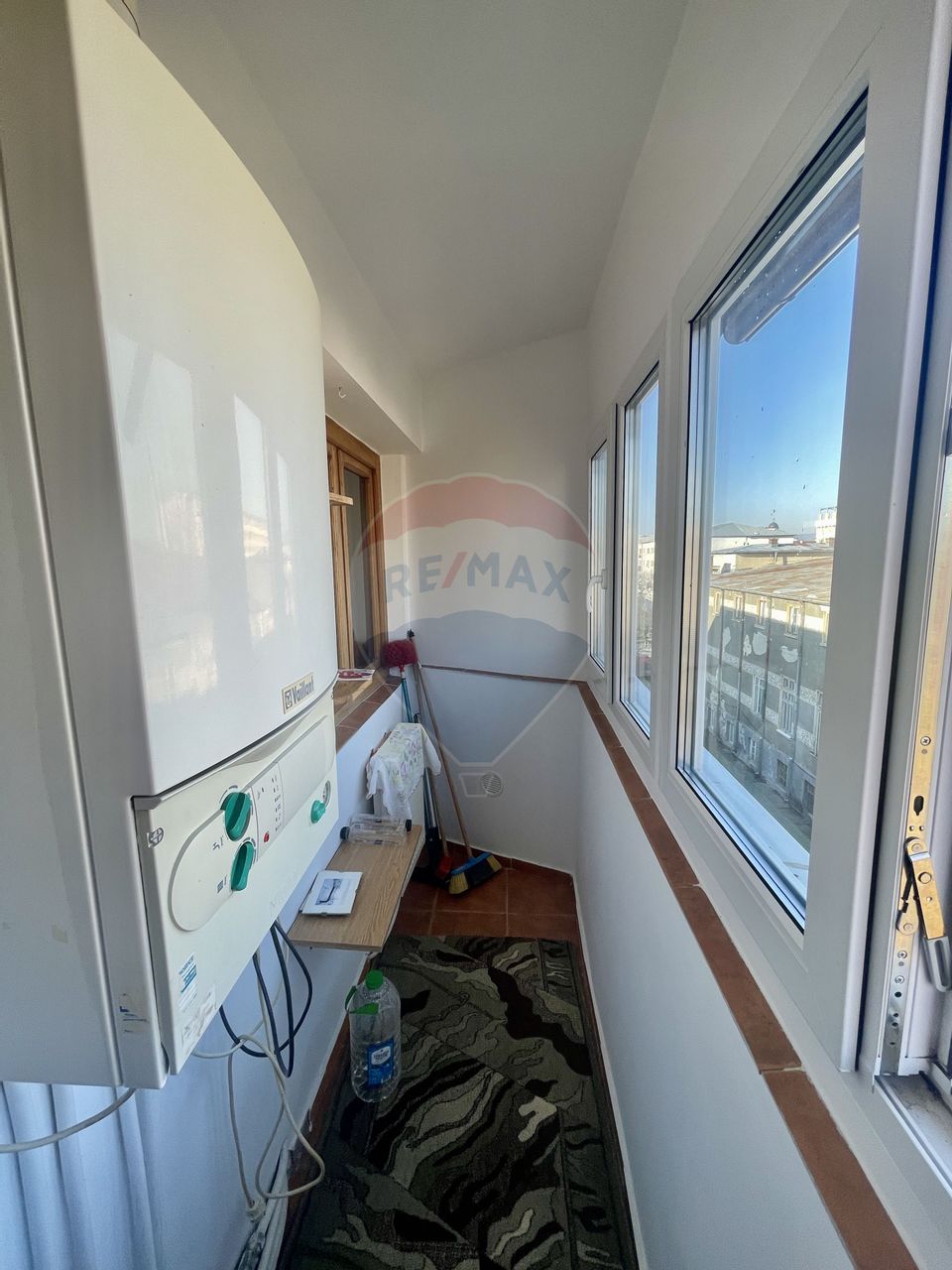 4 room Apartment for sale, Est area