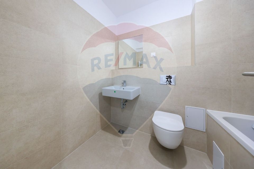 3 room Apartment for sale, Tractorul area