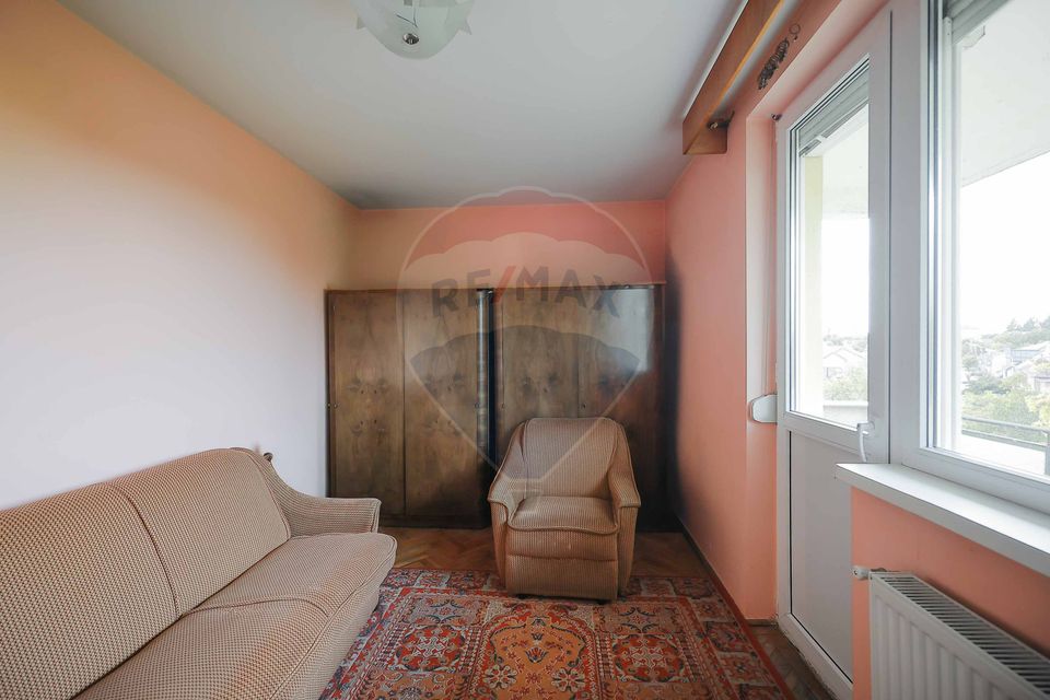 Apartament decomandat cu 3 camere, 75 mp, de vânzare – Zona Cantemir