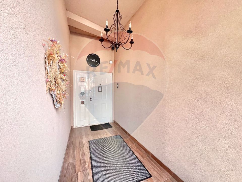 12 room House / Villa for sale, Decebal area