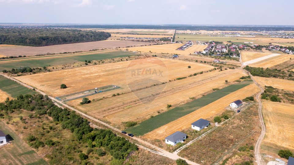 Land 983sqm Sabareni / Strada sondei