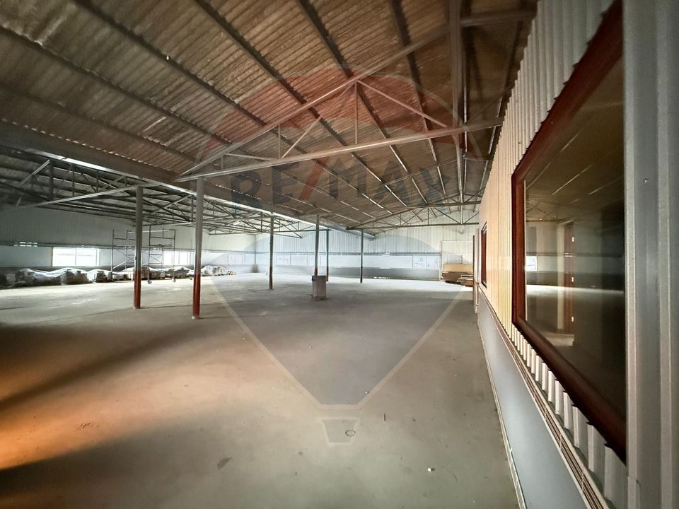 Hală industrială cu birouri si teren Gura Humorului
