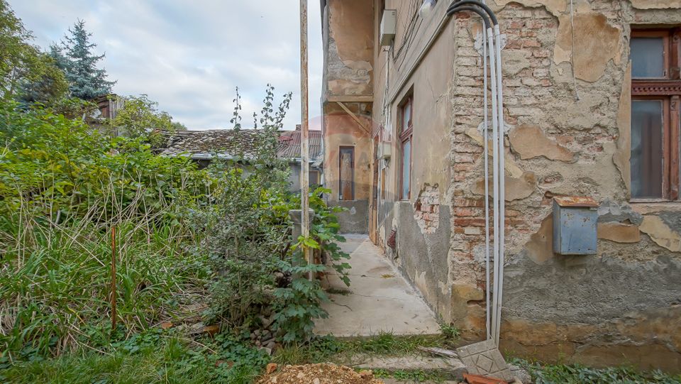 10 room House / Villa for sale, Brasovul Vechi area