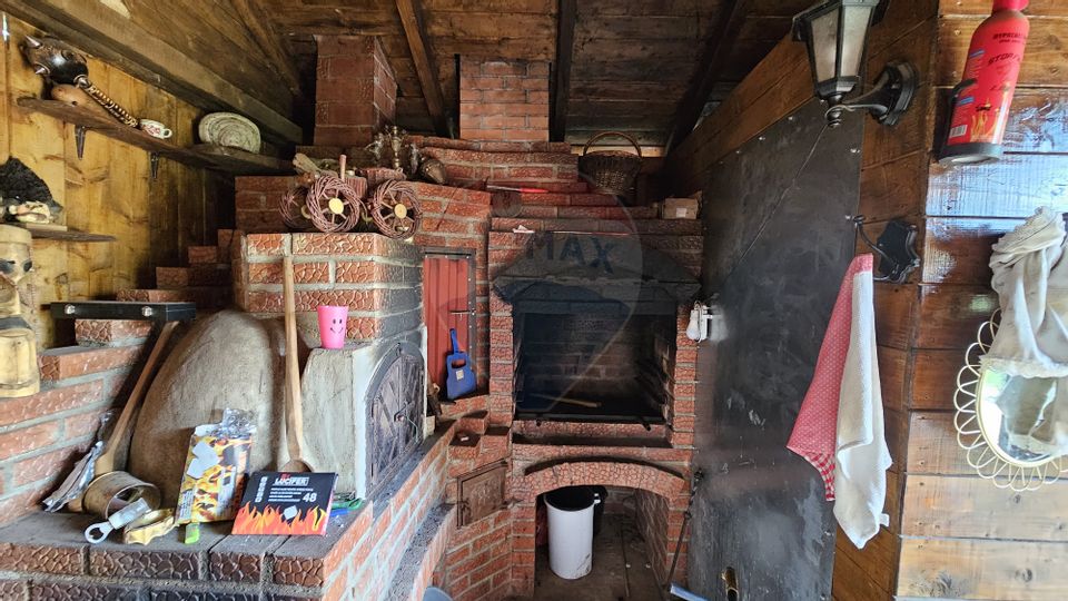 Casă / Vilă de lux cu 6 camere de vanzare in Scheia, Suceava