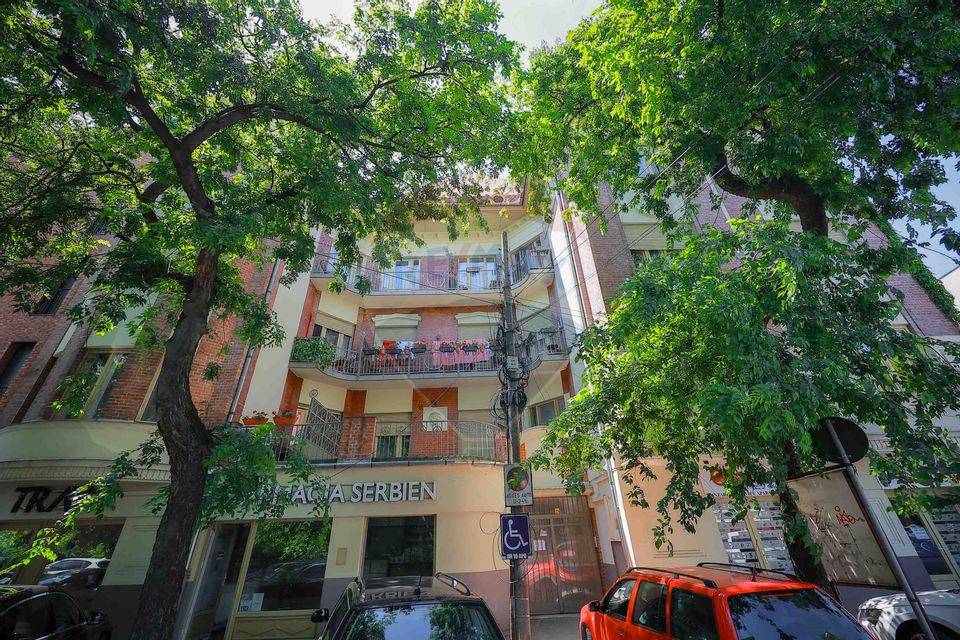 Apartament cu 2 camere și parcare de închiriat în zona Ultracentral