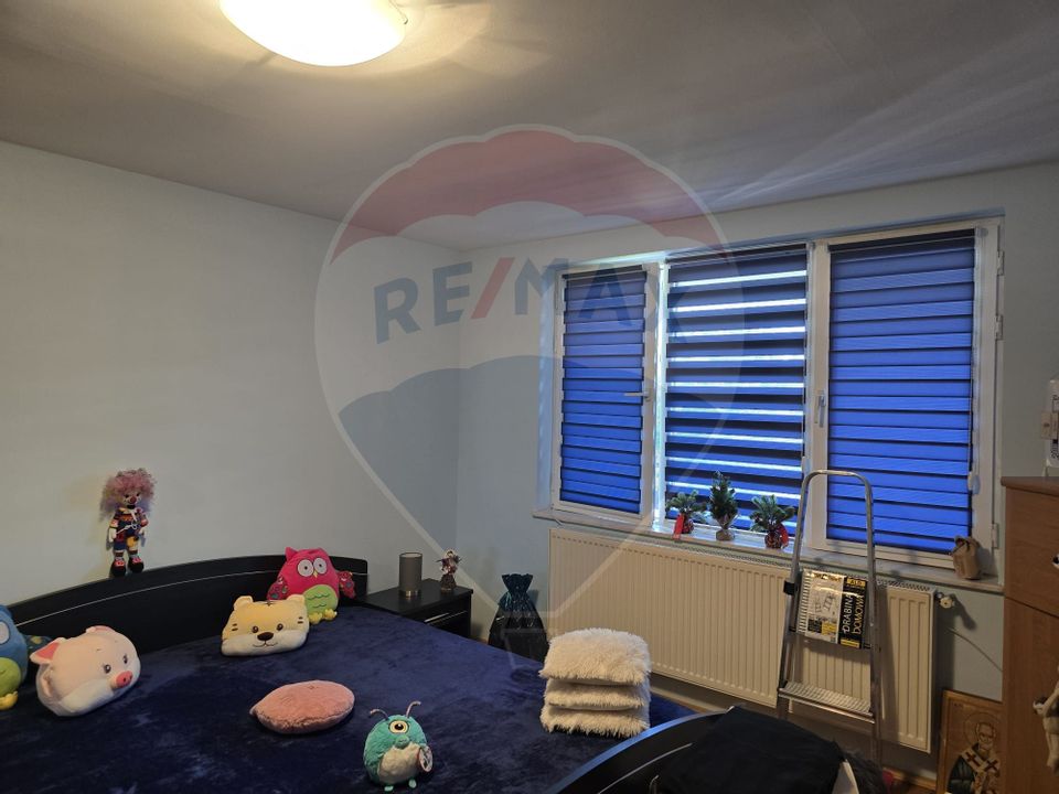 4 room House / Villa for sale