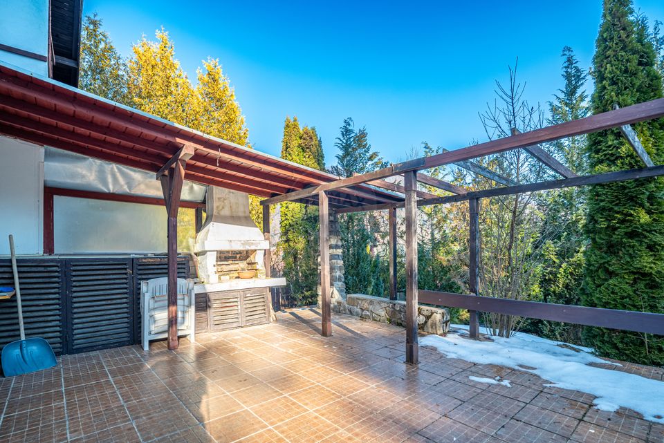 5 room House / Villa for sale, Central area