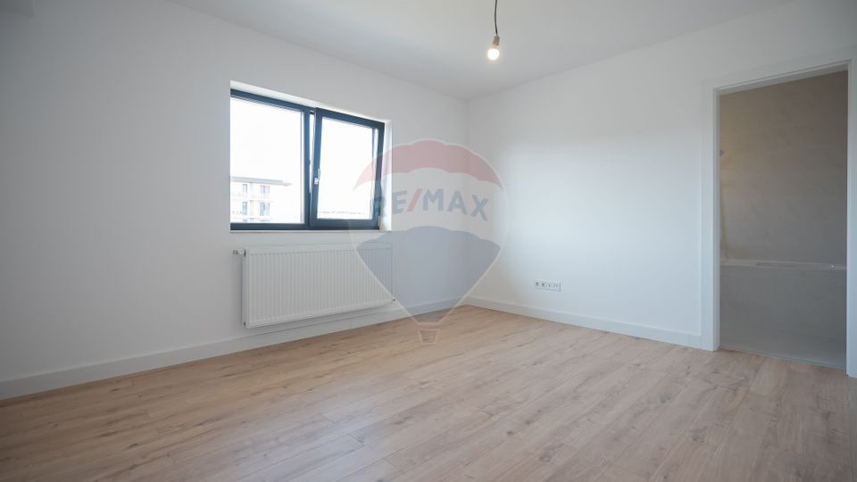 De vânzare, apartament 2 camere foarte spațios, bloc nou, Brașov