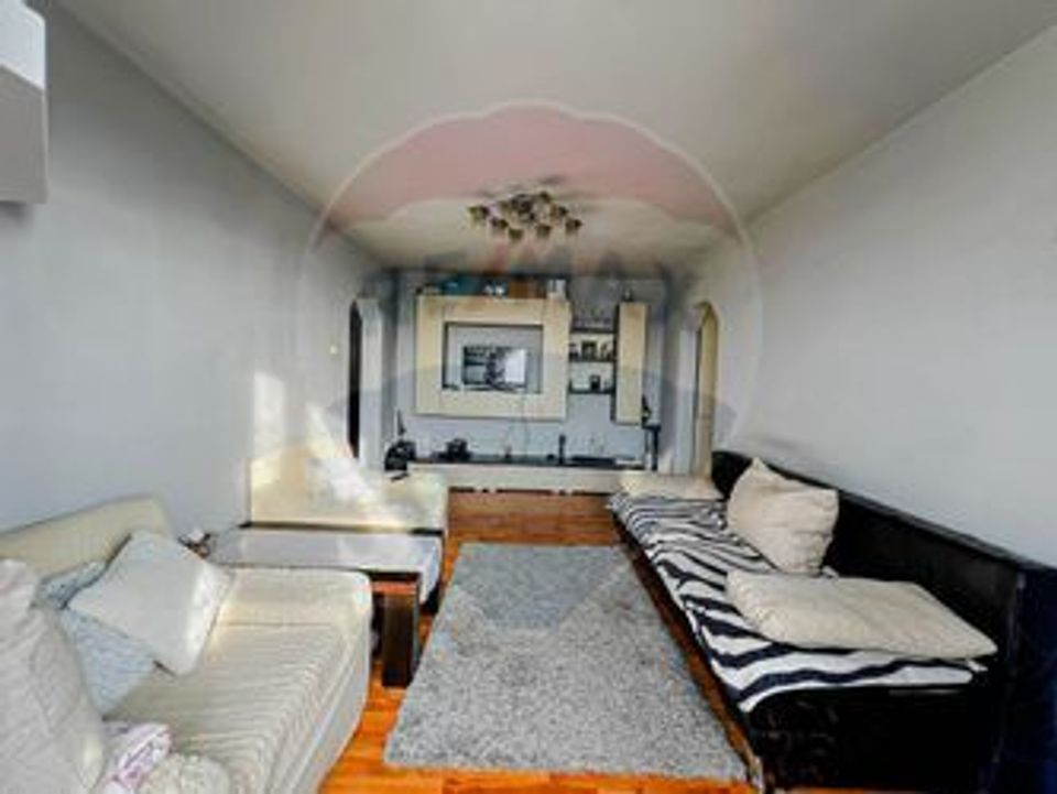 Apartament 2 camere de vânzare în zona Aurel Vlaicu