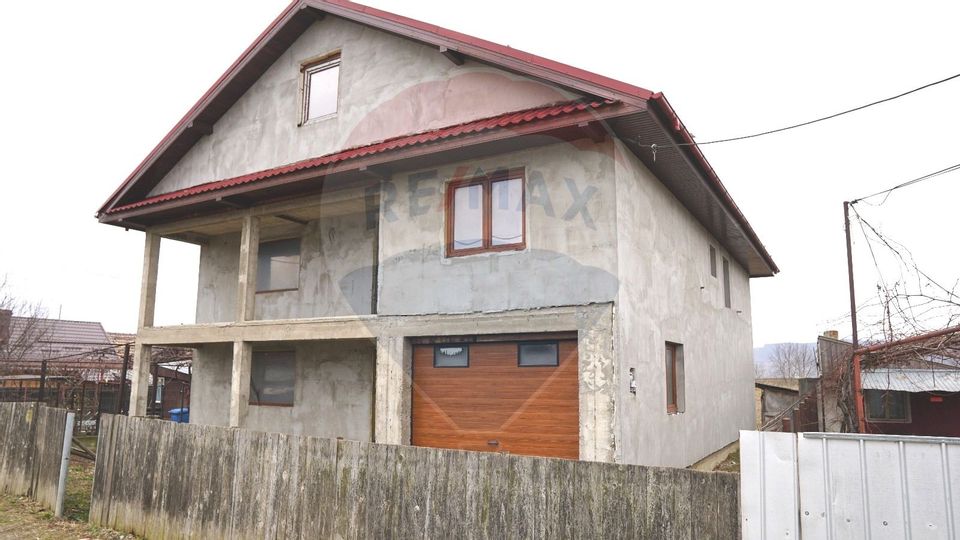 6 room House / Villa for sale, Nord-Est area