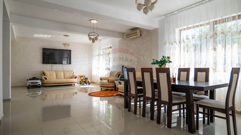 Investitie - vanzare vila deosebita, zona Fundeni - Dobroesti