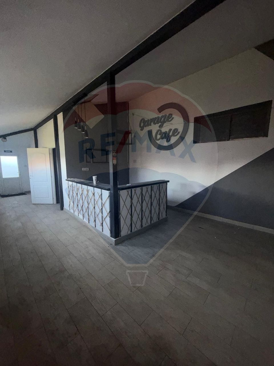 330sq.m Commercial Space for sale