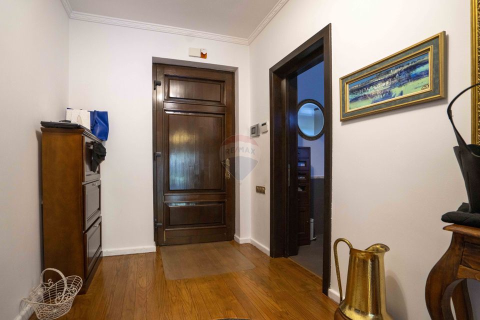 5 room House / Villa for sale, Dealuri Oradea area