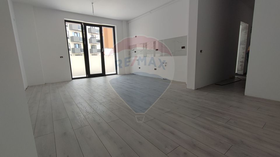 3 room Apartment for sale, Lipoveni area