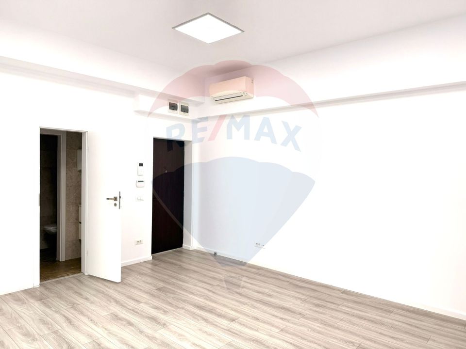 100sq.m Commercial Space for rent, P-ta Victoriei area