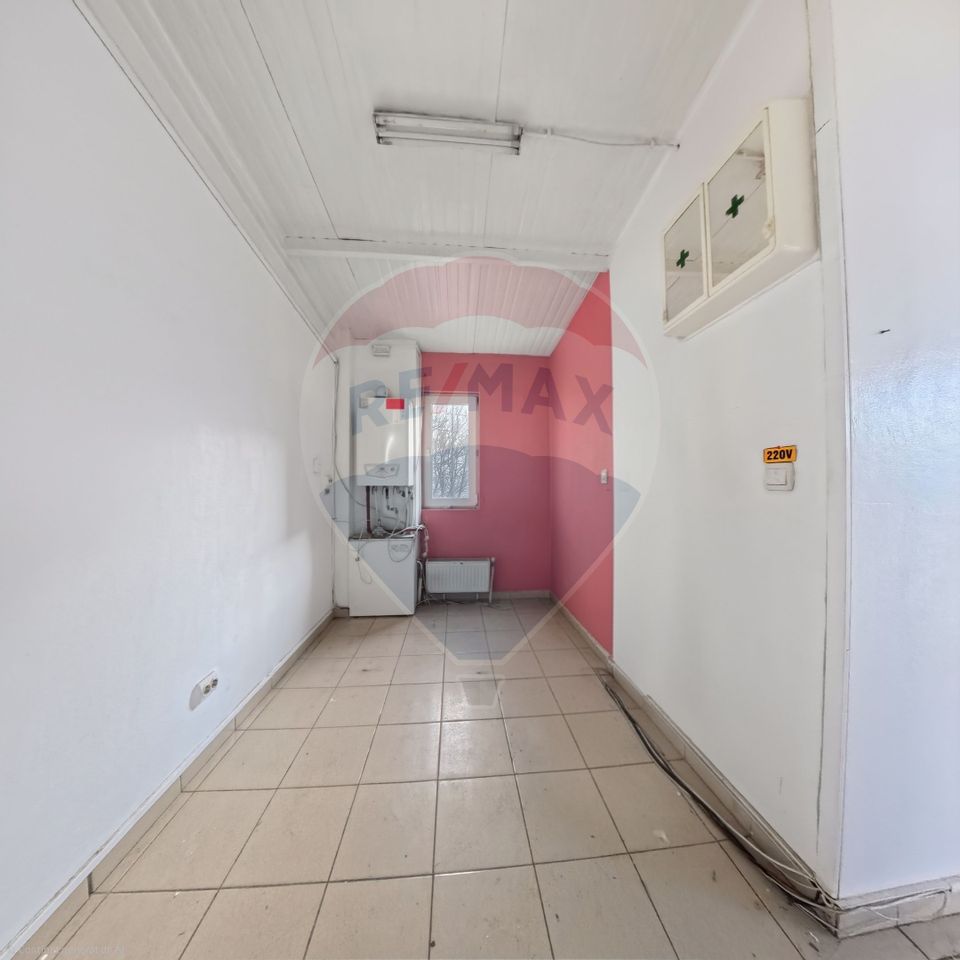 207sq.m Commercial Space for rent, Mioritei area