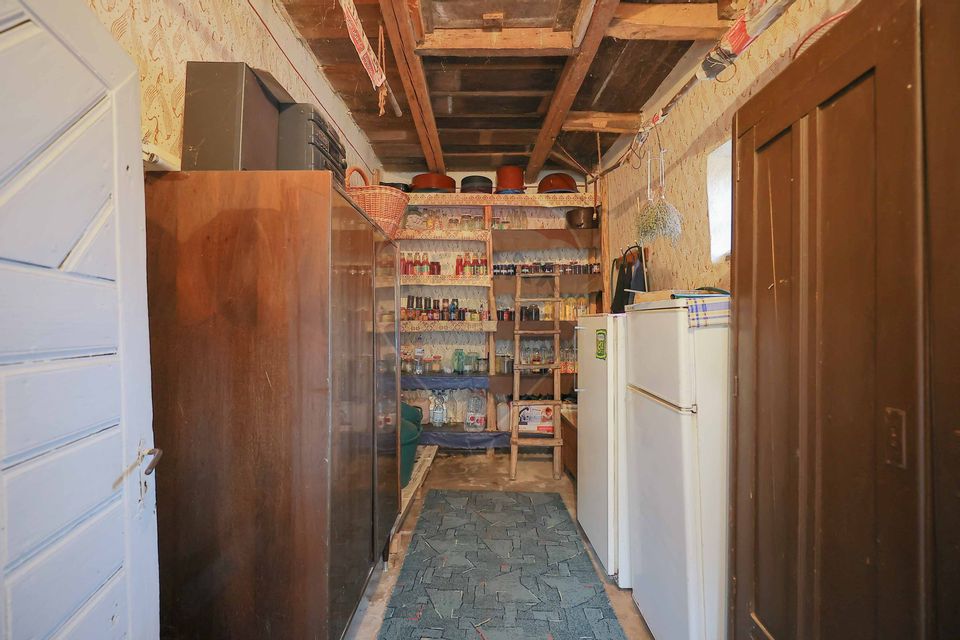 De vânzare Casā + Teren 2685 mp Intravilan, Betfia, Bihor