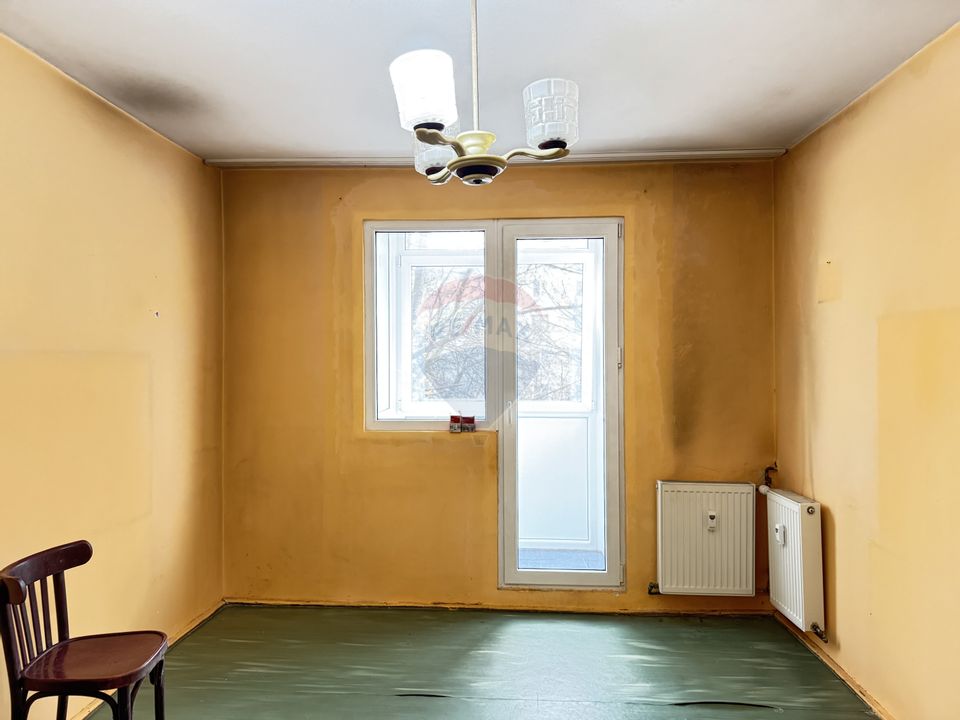 Apartament 2 camere de vanzare - Podul Giurgiului