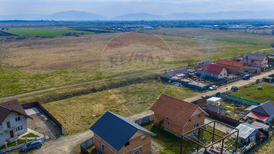 Land 1,016sqm Harman / Strada Horia Lovinescu