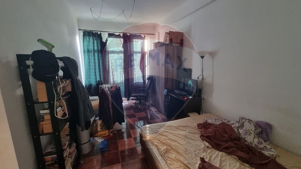 3 room Apartment for sale, P-ta Sfantul Gheorghe area