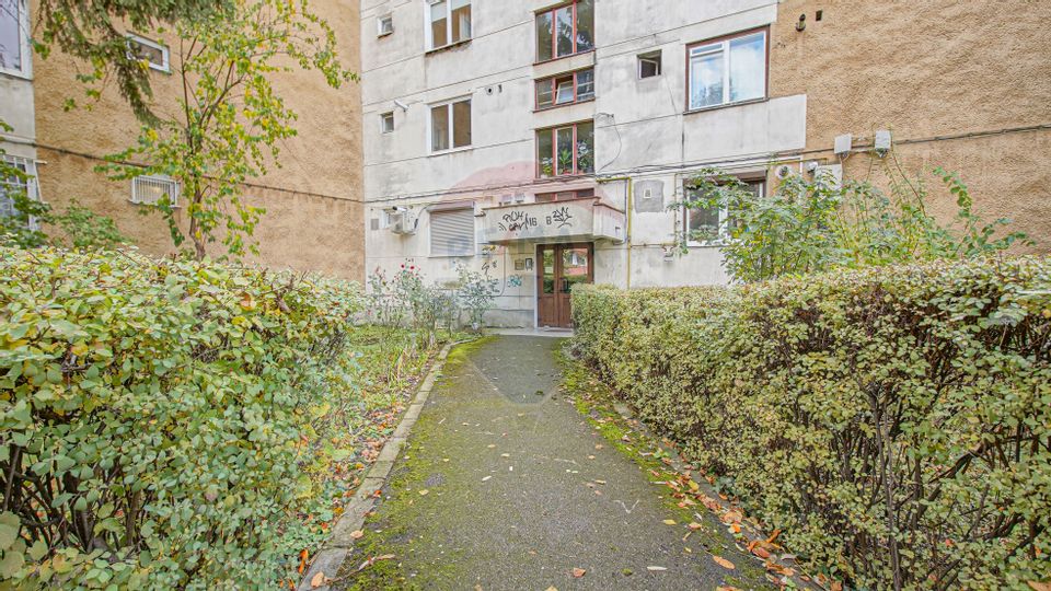 3 room Apartment for rent, Centrul Civic area