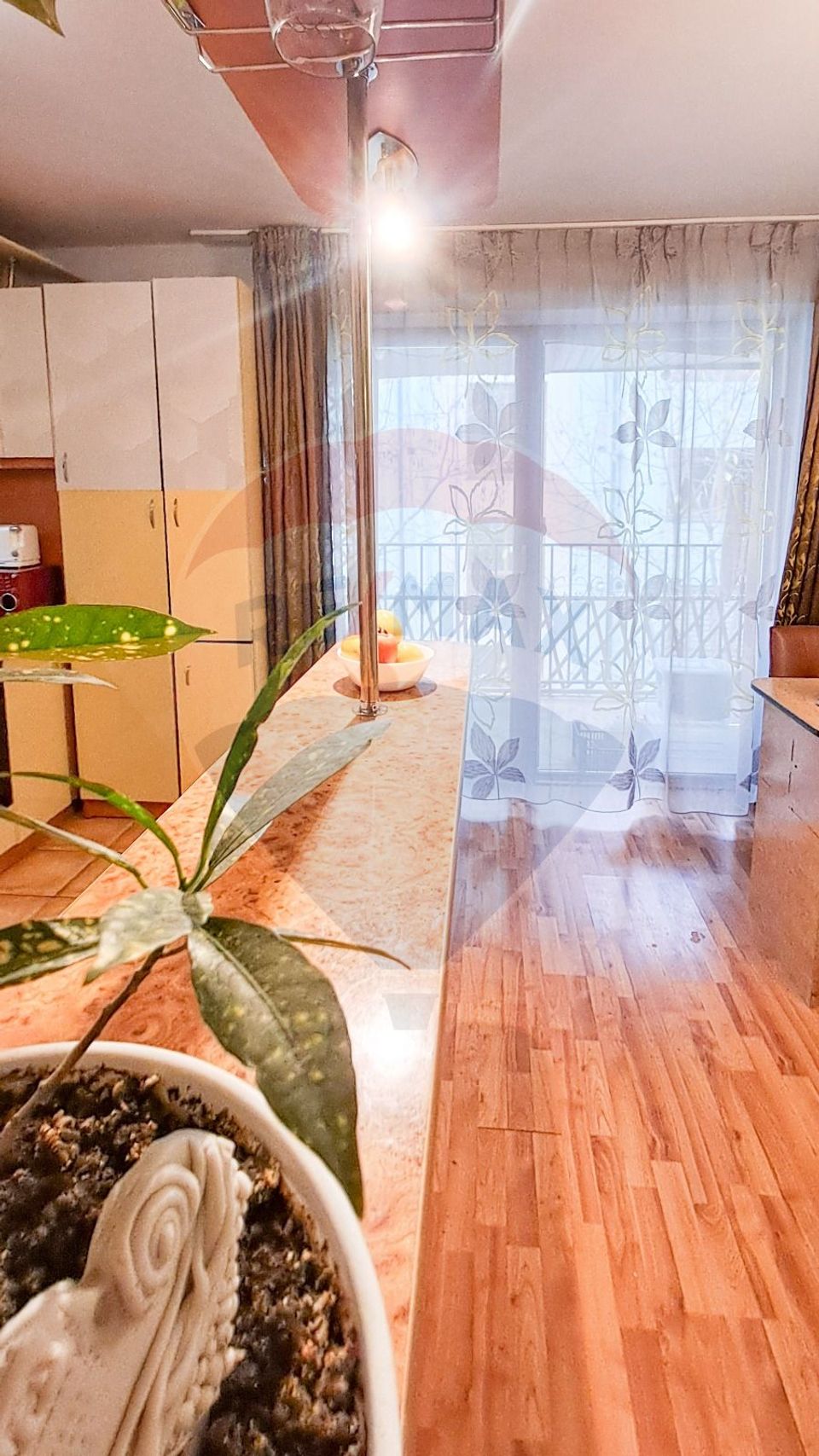 Apartament cu 2 camere de vânzare în zona Buna Ziua