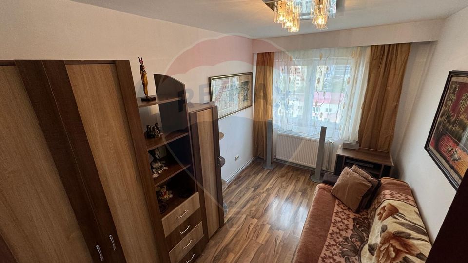 Apartament cu 2 camere de vânzare în zona Decebal