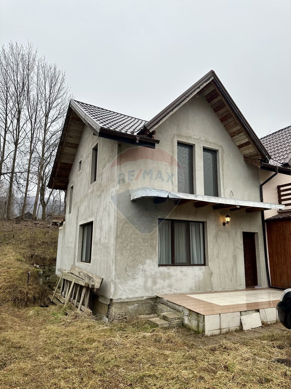 4 room House / Villa for sale
