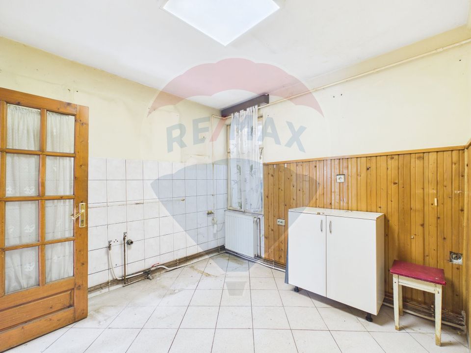 Casă cu curte de vanzare Ferentari- Salaj