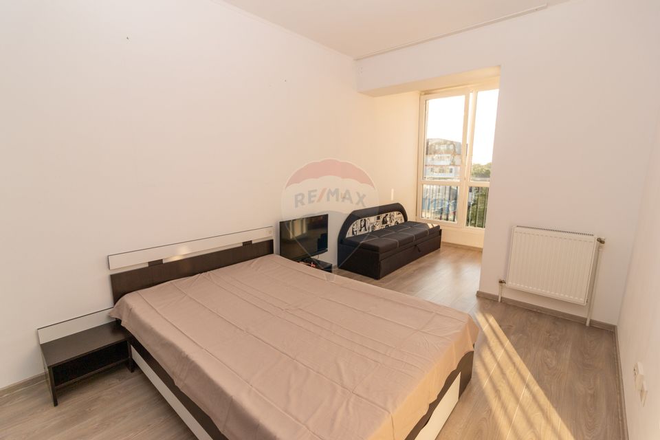 Apartament 2 camere, mobilat, str. Luica, posibilitate parcare