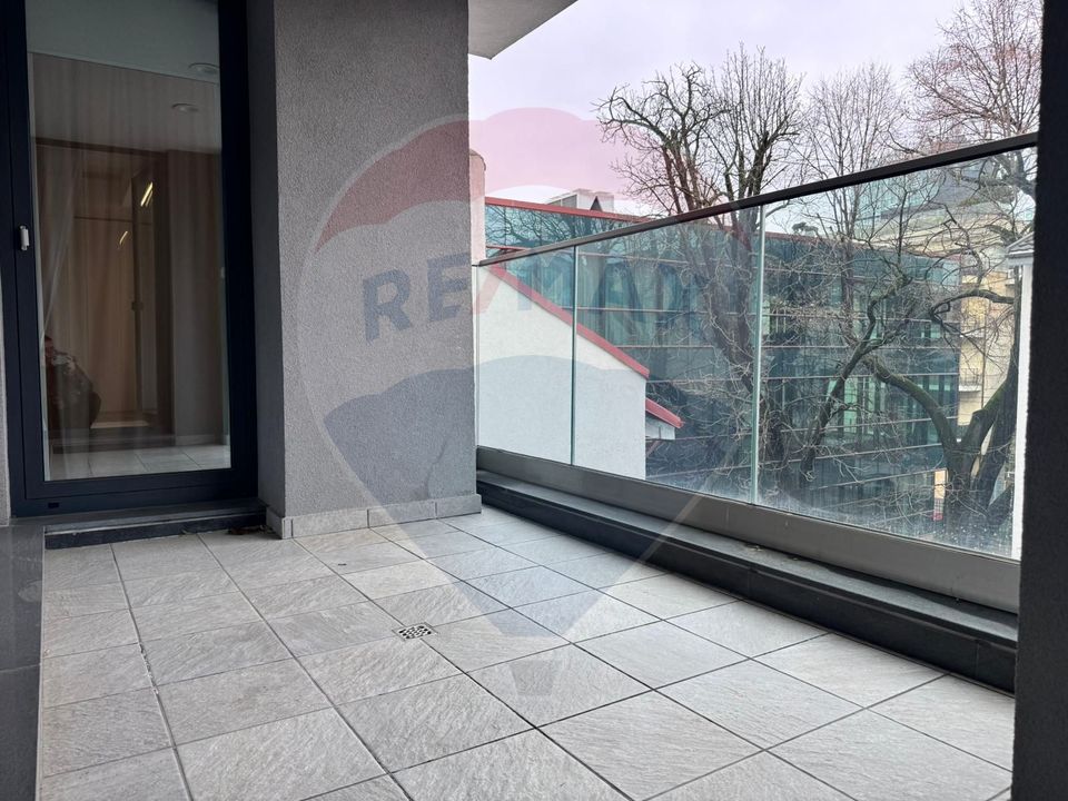 Apartament 4 camere  de inchiriat Aviatorilor -  Charles de Gaulle