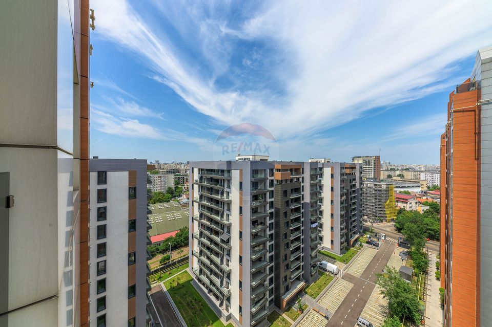 De vanzare | Apartament 3 camere 100 mp, balcon 8 mp | InCity