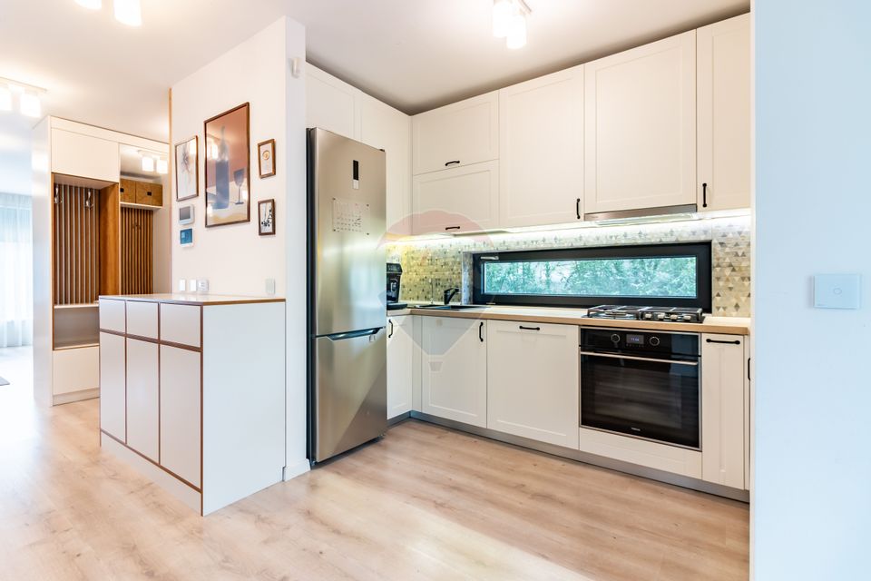 Casă / Vilă de vanzare la intrare in Tunari, toate utilitatile